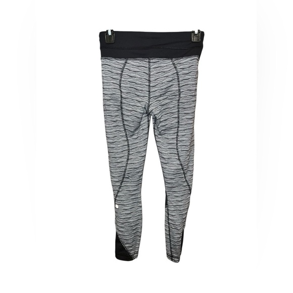Lululemon Speed Tight II Leggings – Textured Wave Black Silver Spoon – Size - Picture 3 of 3